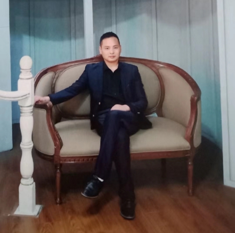 龙行天下的第二张照片--金华闪婚服务中心